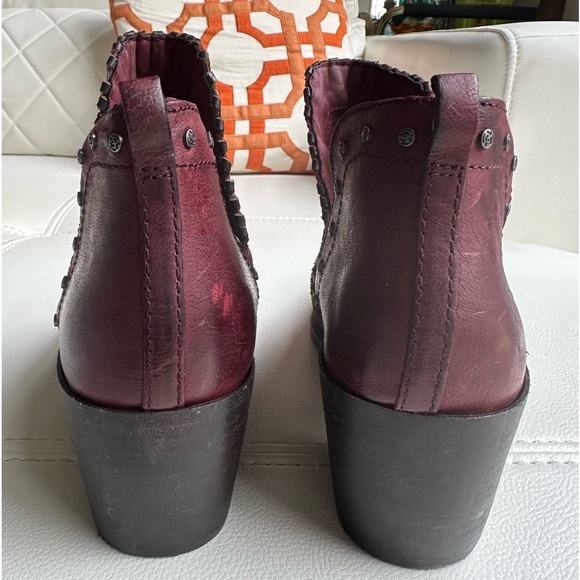 OTBT Santa Fe New Red booties size 8.5 - Picture 6 of 11